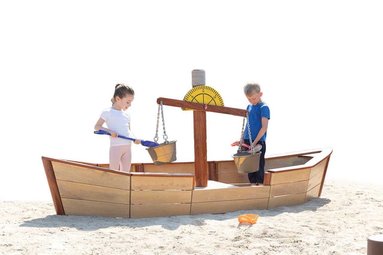 Sandspielanlage Boot