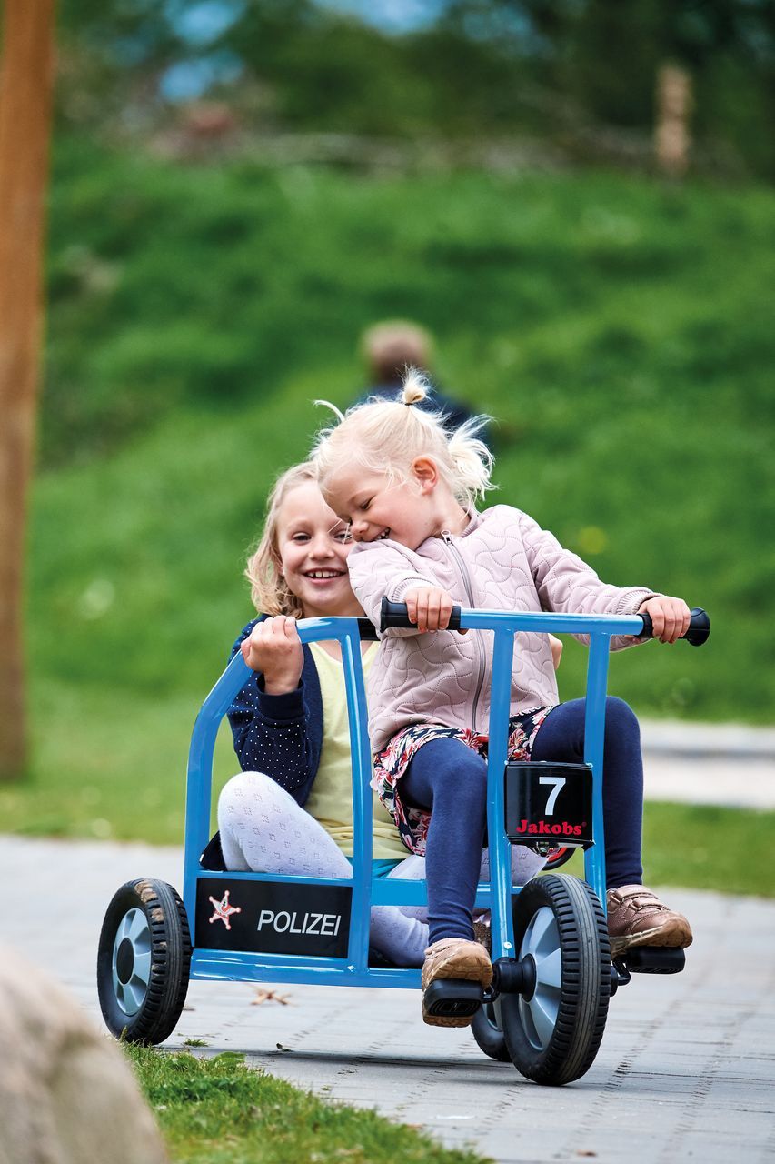 Jakobs Polizei Dreirad Aktiv, neue Bereifung