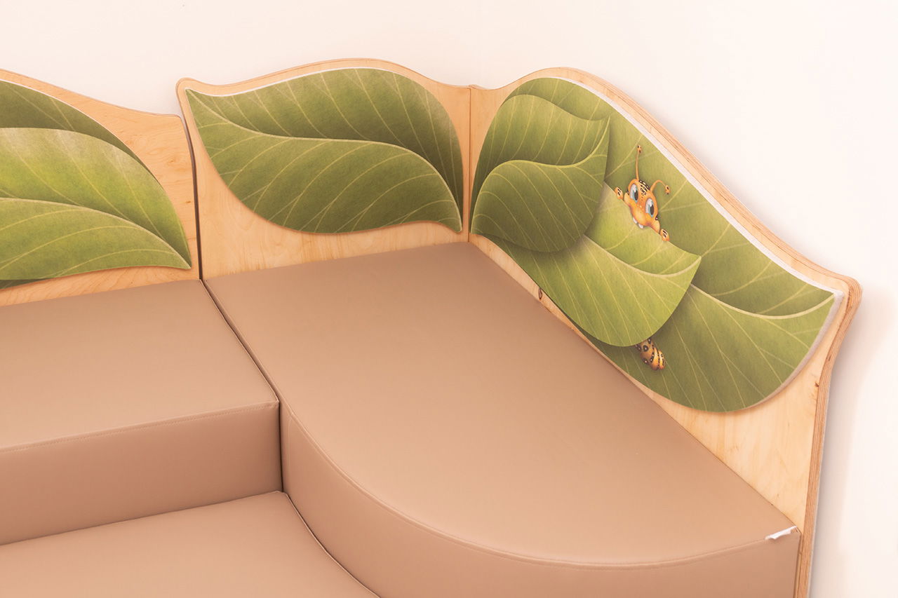 Akustiksofa Raupe Anstellsofa links + Sofa mit Armteil links+ Bodenmatte links