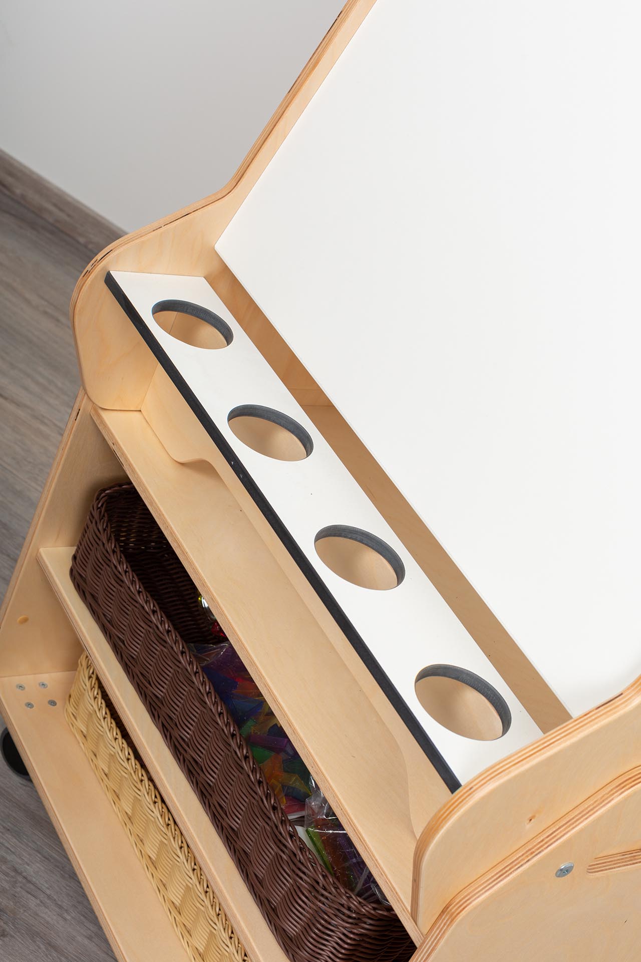 olifu creative Staffelei mit Wagen, doppelseitig für 2 Kinder