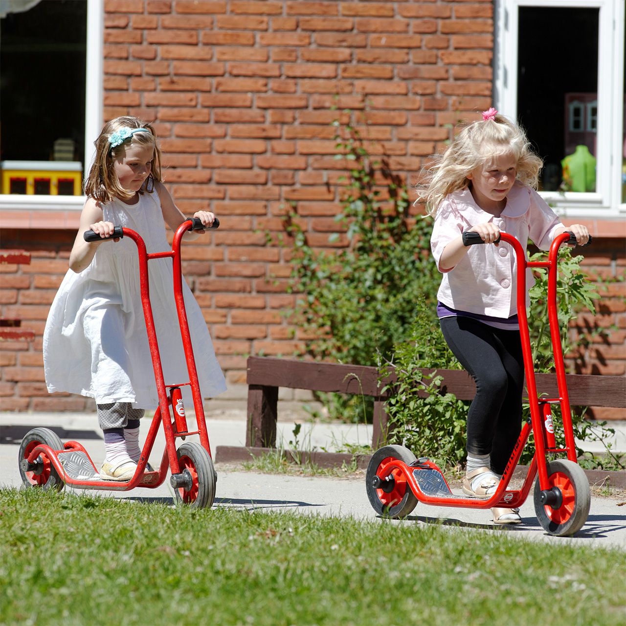 Winther MINI Roller mit 2 Hinterrädern