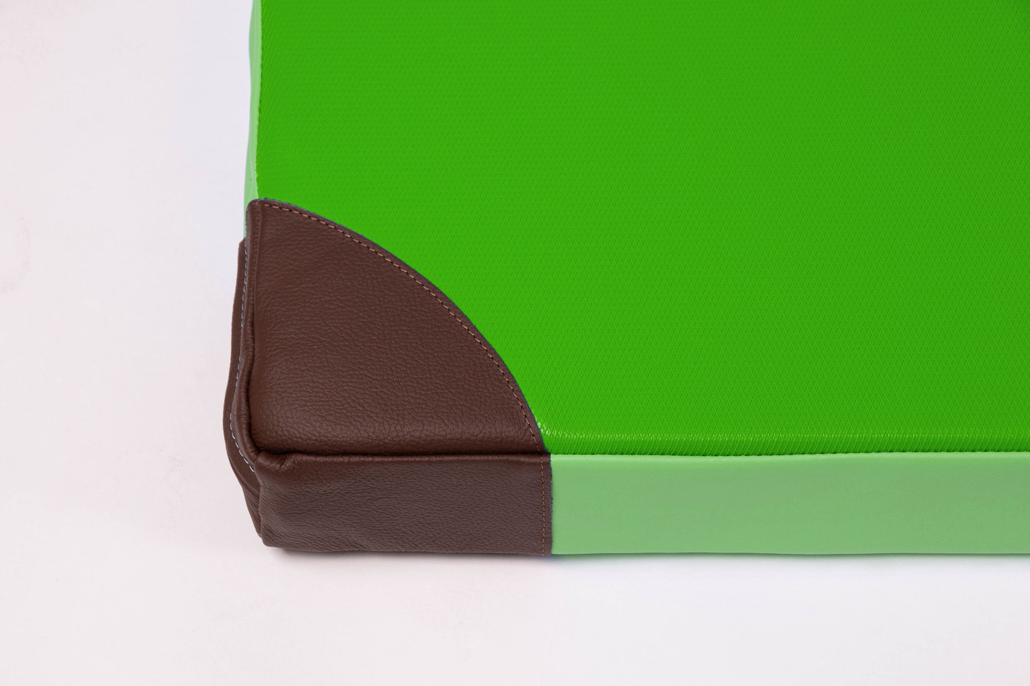 olifu Turnmatte mit Lederecken